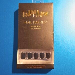 Red Aspen press on nail